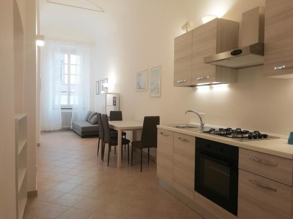 Mistrangelohome 5 - Appartamento In Pieno Centro ซาโวนา ภายนอก รูปภาพ