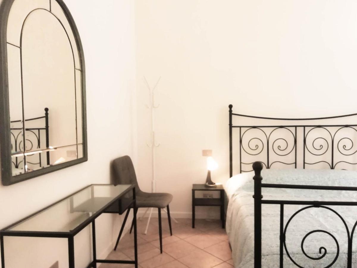 Mistrangelohome 5 - Appartamento In Pieno Centro ซาโวนา ภายนอก รูปภาพ