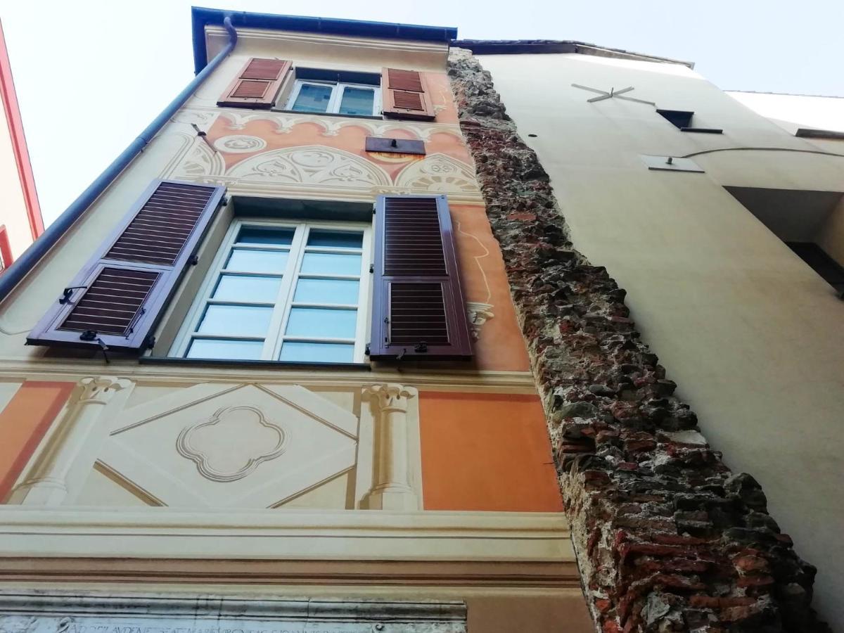 Mistrangelohome 5 - Appartamento In Pieno Centro ซาโวนา ภายนอก รูปภาพ